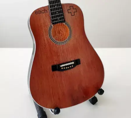 Miniatura kytary Music Legends PPT-MK198 Ed Sheeran Martin LX1E Signature Vysoce Kvalitní