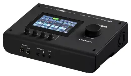 Zvuková karta Yamaha URX44V Black Originální