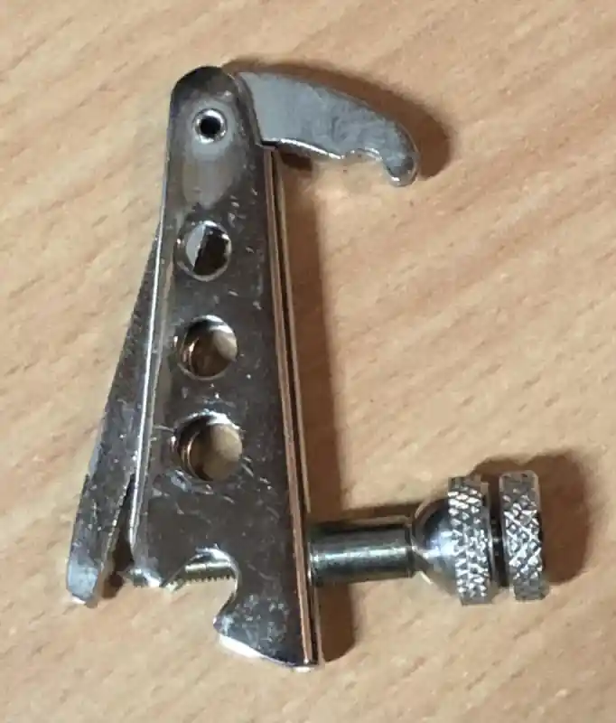 Cenový Hit Gewa doalďovač na violoncello