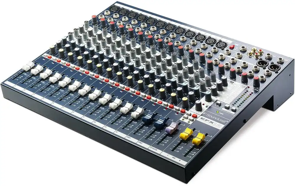 Omezená Nabídka Soundcraft EFX12