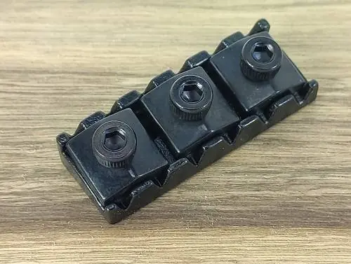 ZÁMEK STRUN 42MM ČERNÝ Pouze Dnes