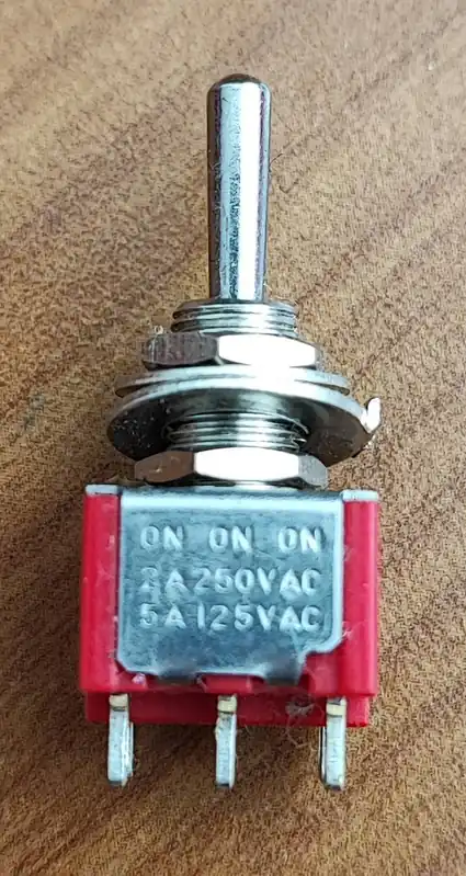 Akce MINI ON-ON-ON 3-WAY 2POLOHY KULATÁ